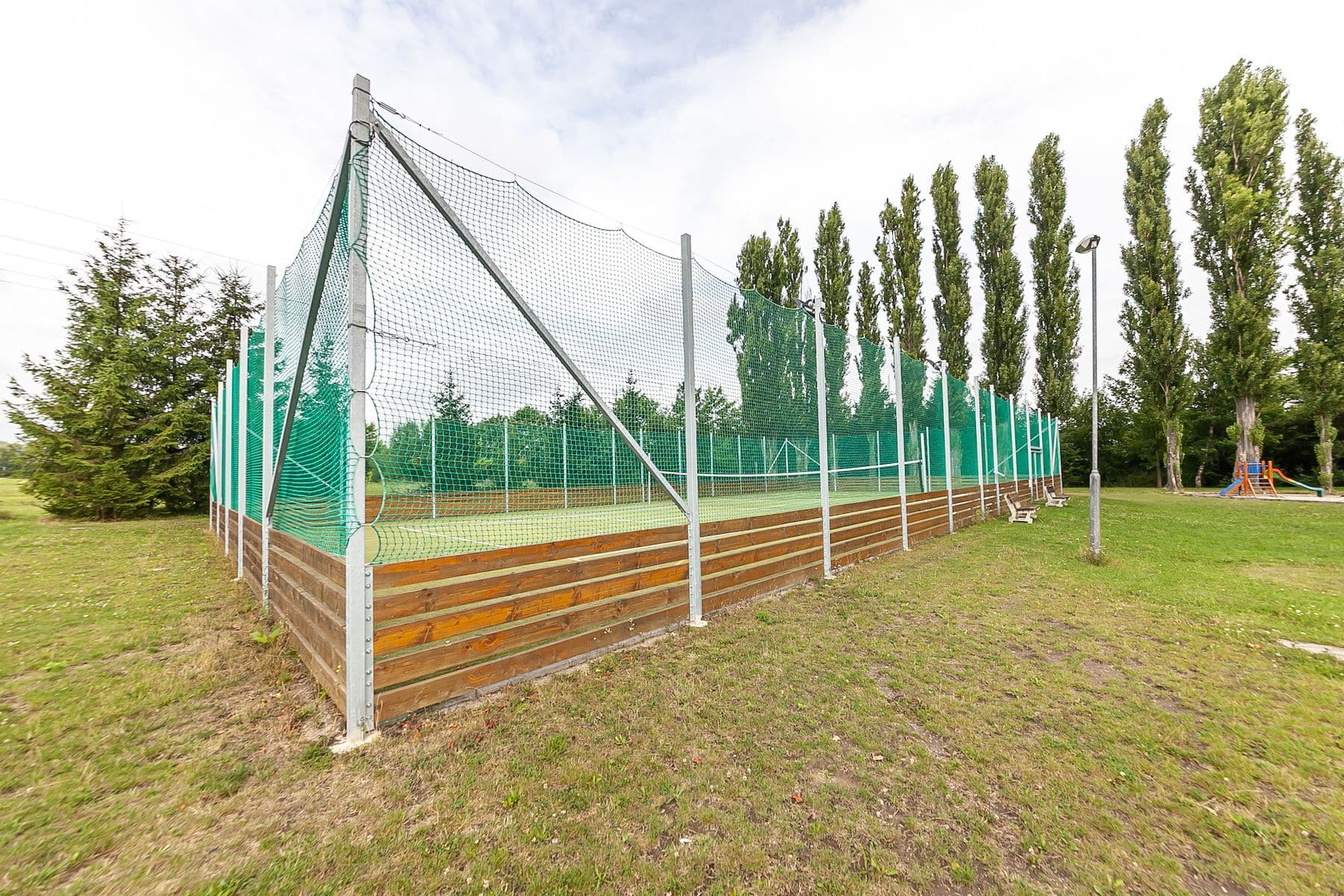 Prodej pozemku 2.145 m², Doľany, Bratislavský kraj Prodej pozemku 2.145 m², Doľany, Bratislavský kraj