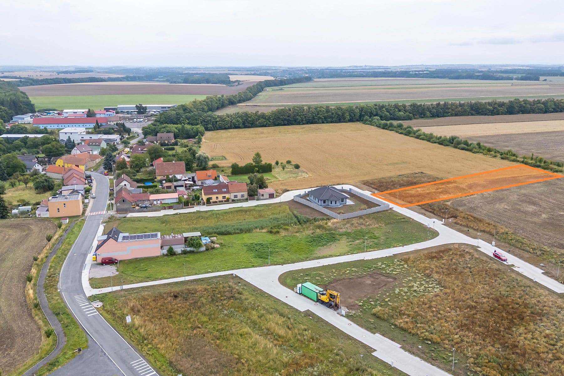 Prodej pozemku 2.145 m², Doľany, Bratislavský kraj Prodej pozemku 2.145 m², Doľany, Bratislavský kraj