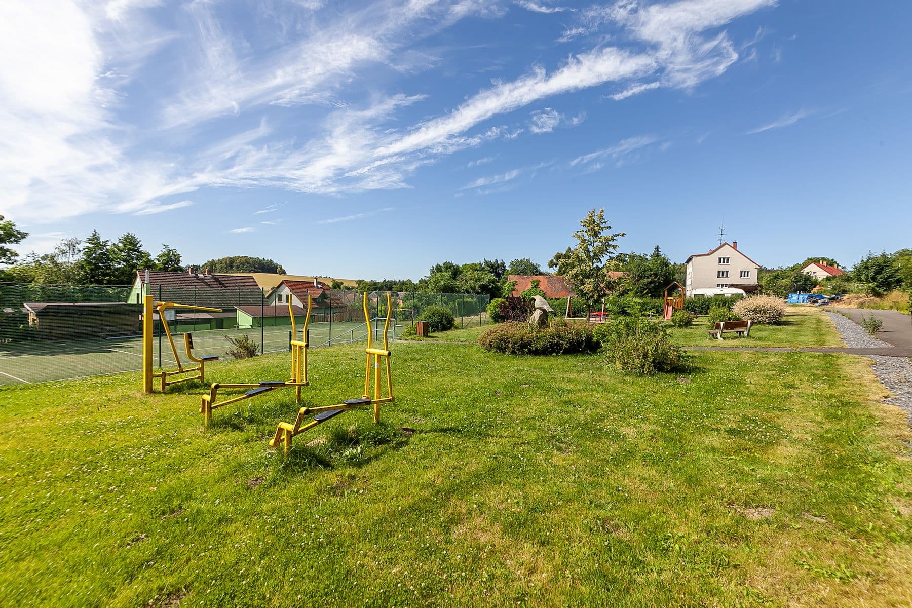 Prodej pozemku 1.175 m², Stranný, Středočeský kraj Prodej pozemku 1.175 m², Stranný, Středočeský kraj