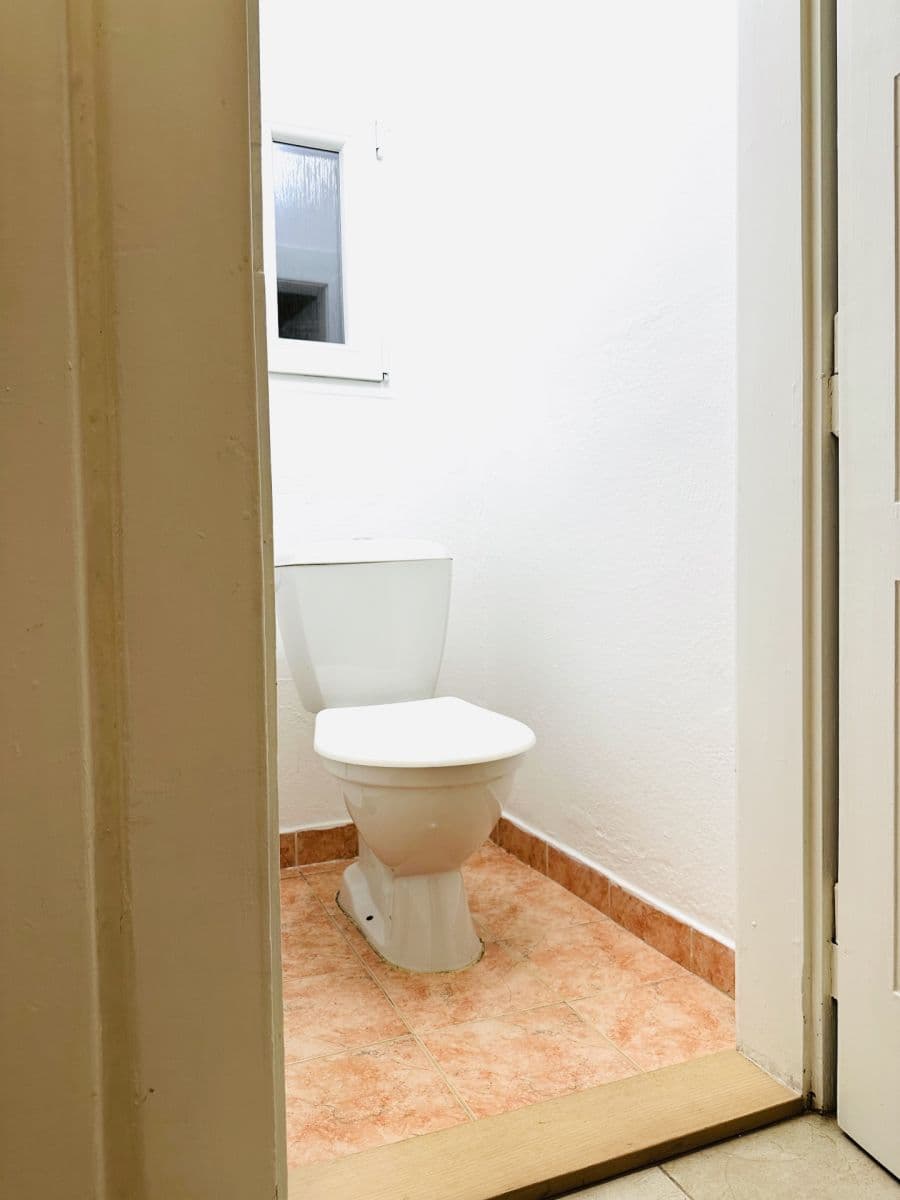 Pronájem bytu 1+kk 30 m², Přípotoční, Praha, Praha Pronájem bytu 1+kk 30 m², Přípotoční, Praha, Praha