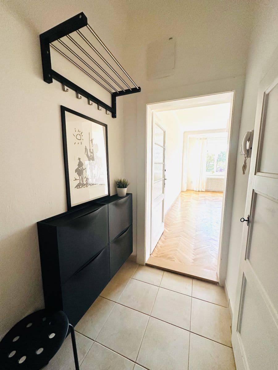 Pronájem bytu 1+kk 30 m², Přípotoční, Praha, Praha Pronájem bytu 1+kk 30 m², Přípotoční, Praha, Praha