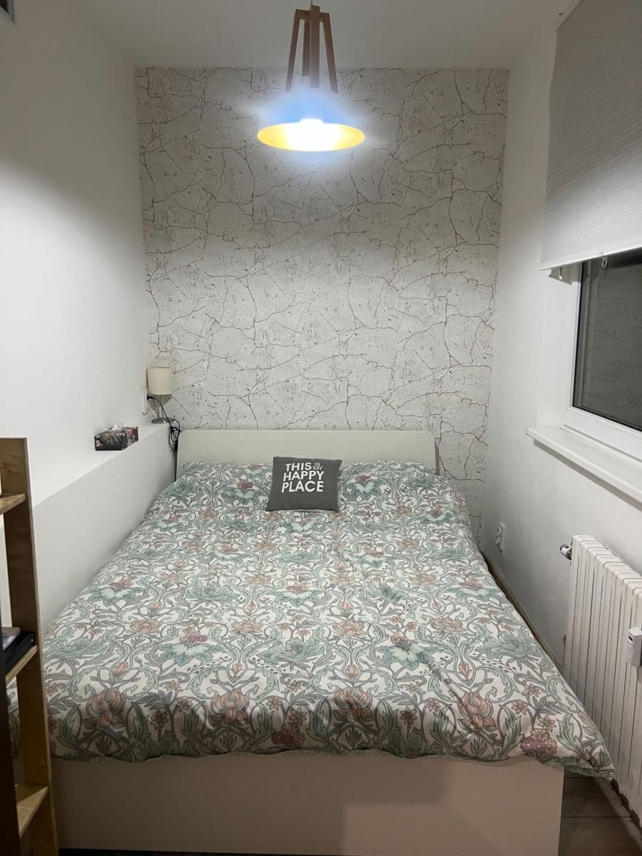 Pronájem bytu 1+1 40 m², Saratovská, Dúbravka, Bratislavský kraj Pronájem bytu 1+1 40 m², Saratovská, Dúbravka, Bratislavský kraj