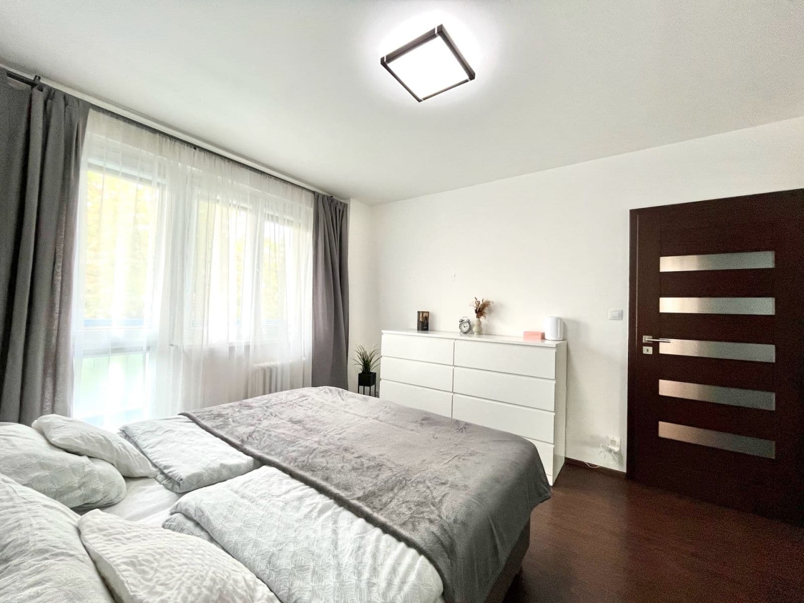 Prodej bytu 3+1 68 m², Dukelských hrdinů, Rakovník, Středočeský kraj Prodej bytu 3+1 68 m², Dukelských hrdinů, Rakovník, Středočeský kraj