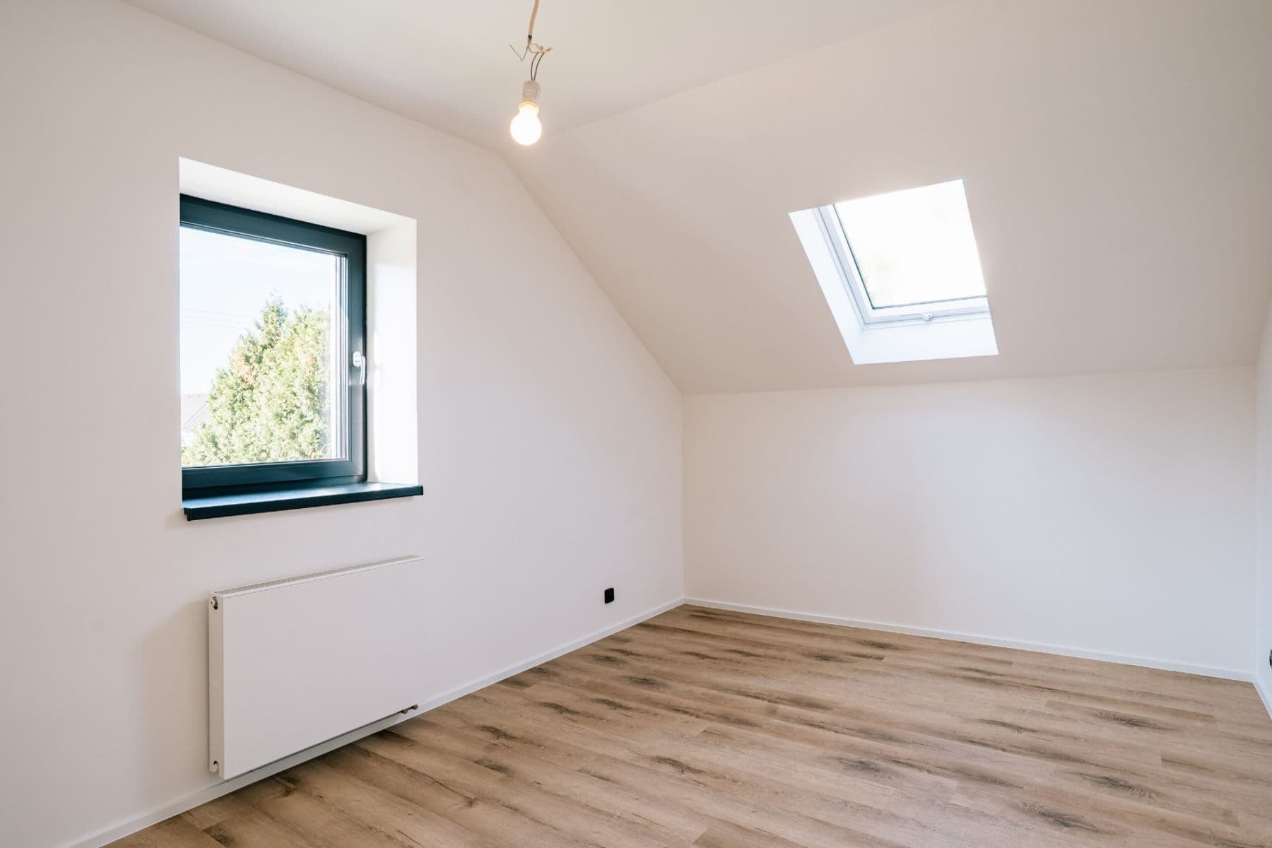 Prodej domu 150 m², pozemek 1.205 m², Na Zálepech, Dolní Břežany, Středočeský kraj Prodej domu 150 m², pozemek 1.205 m², Na Zálepech, Dolní Břežany, Středočeský kraj