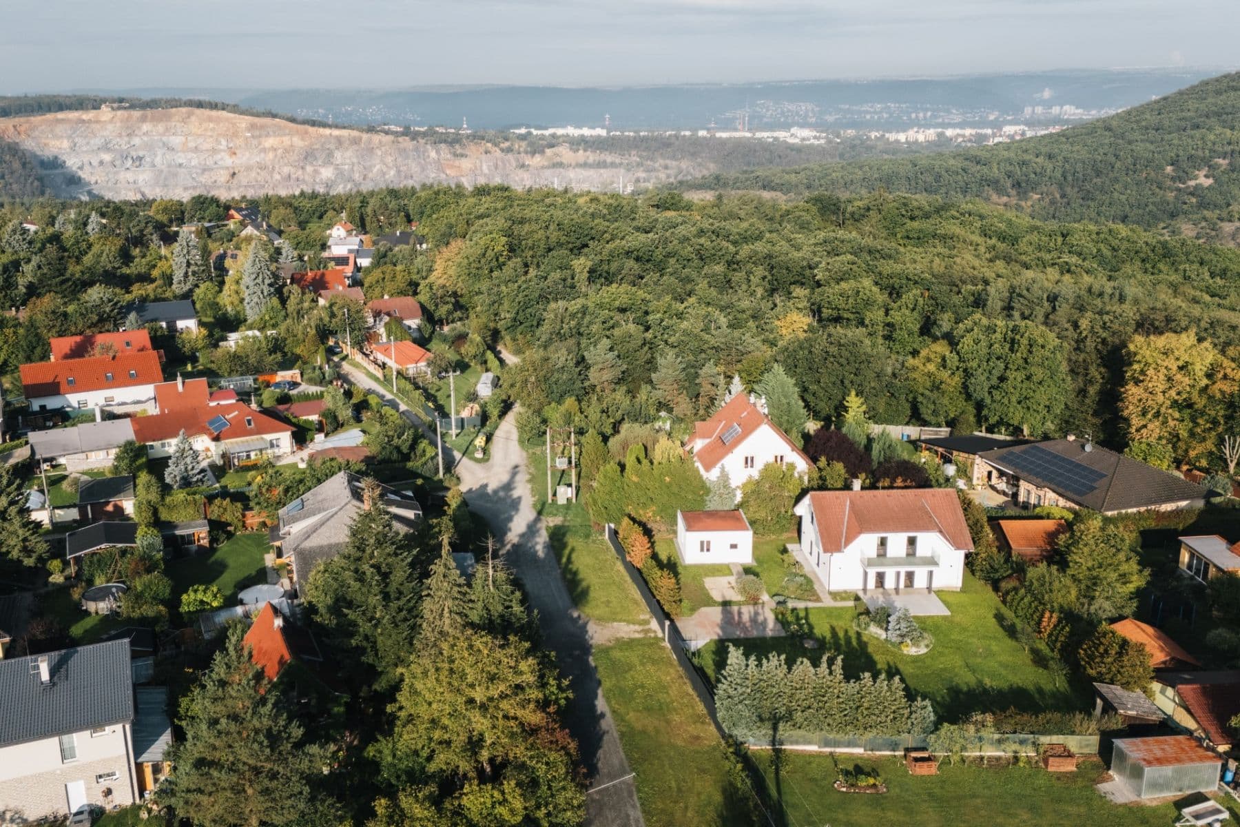 Prodej domu 150 m², pozemek 1.205 m², Na Zálepech, Dolní Břežany, Středočeský kraj Prodej domu 150 m², pozemek 1.205 m², Na Zálepech, Dolní Břežany, Středočeský kraj