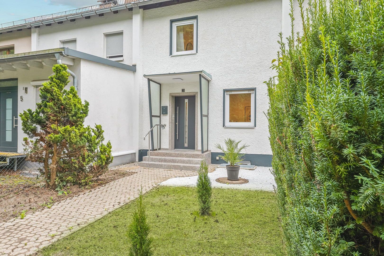 Prodej domu 106 m², pozemek 411 m², Illertissen, Bavorsko Prodej domu 106 m², pozemek 411 m², Illertissen, Bavorsko