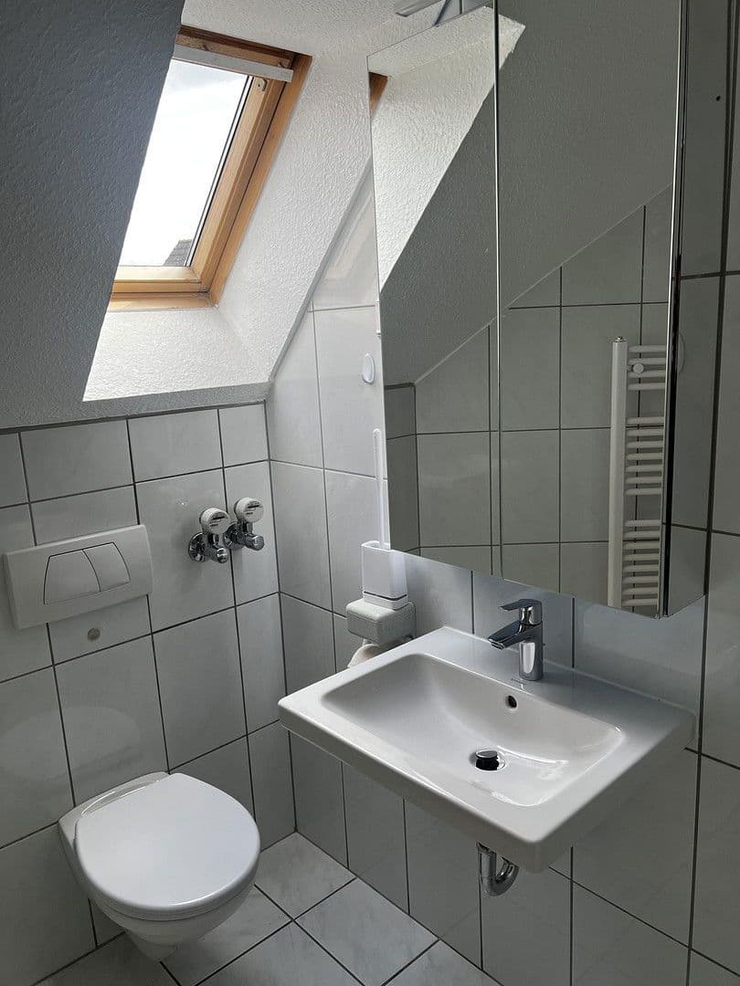 Pronájem bytu 3+1 120 m², Mühlheim an der Ruhr, Severní Porýní-Vestfálsko Pronájem bytu 3+1 120 m², Mühlheim an der Ruhr, Severní Porýní-Vestfálsko