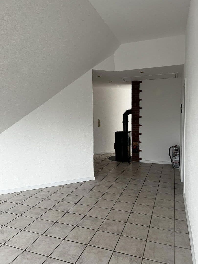 Pronájem bytu 3+1 120 m², Mühlheim an der Ruhr, Severní Porýní-Vestfálsko Pronájem bytu 3+1 120 m², Mühlheim an der Ruhr, Severní Porýní-Vestfálsko