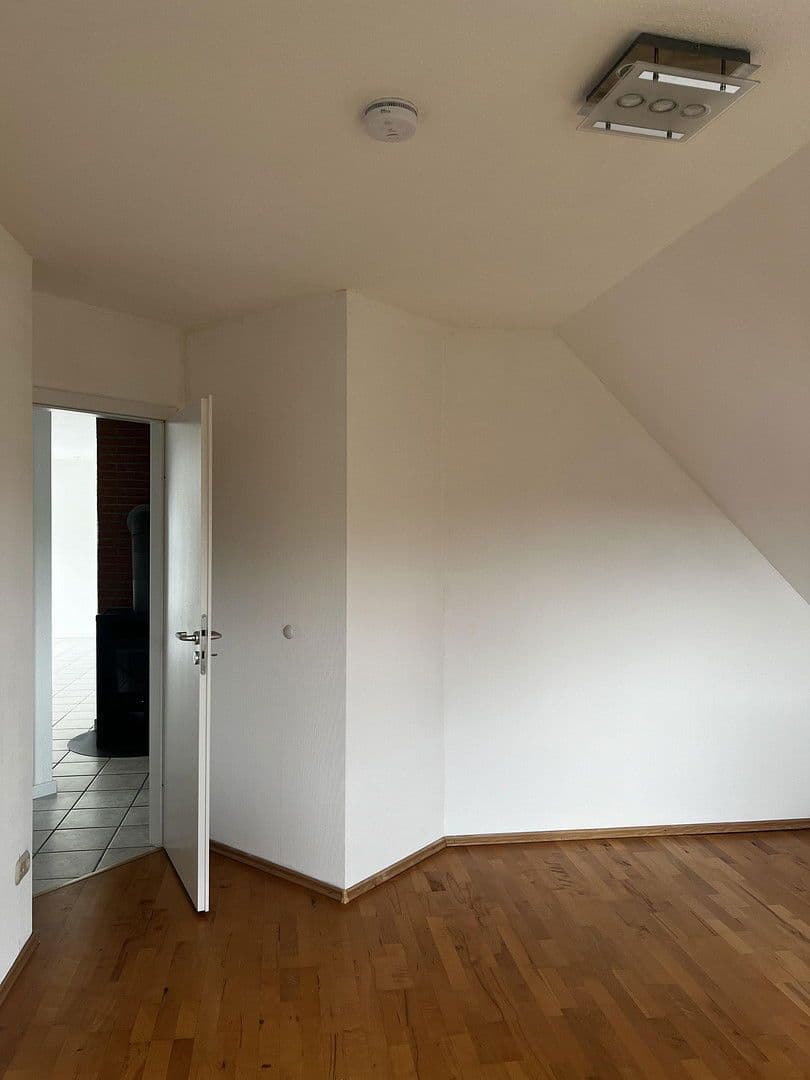 Pronájem bytu 3+1 120 m², Mühlheim an der Ruhr, Severní Porýní-Vestfálsko Pronájem bytu 3+1 120 m², Mühlheim an der Ruhr, Severní Porýní-Vestfálsko