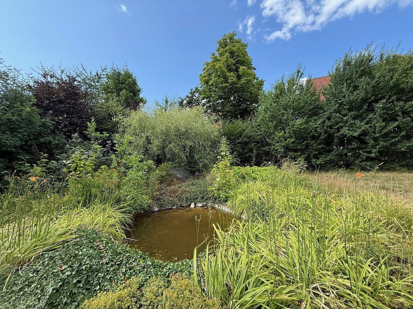 Prodej domu 478 m², pozemek 1.827 m², Neuhof, Hessen Prodej domu 478 m², pozemek 1.827 m², Neuhof, Hessen