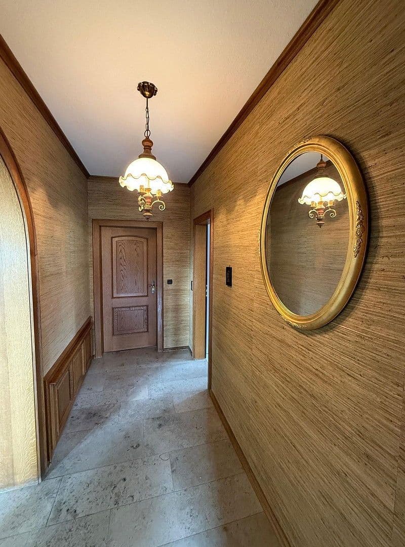 Prodej domu 478 m², pozemek 1.827 m², Neuhof, Hessen Prodej domu 478 m², pozemek 1.827 m², Neuhof, Hessen