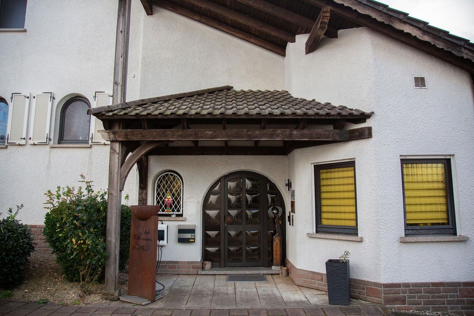 Prodej domu 285 m², pozemek 1.104 m², Pirmasens, Porýní-Falc Prodej domu 285 m², pozemek 1.104 m², Pirmasens, Porýní-Falc