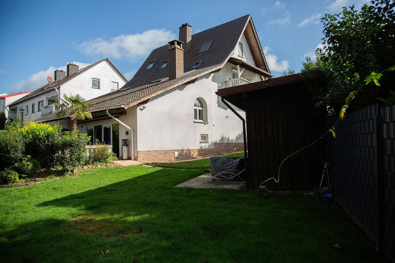 Prodej domu 285 m², pozemek 1.104 m², Pirmasens, Porýní-Falc Prodej domu 285 m², pozemek 1.104 m², Pirmasens, Porýní-Falc