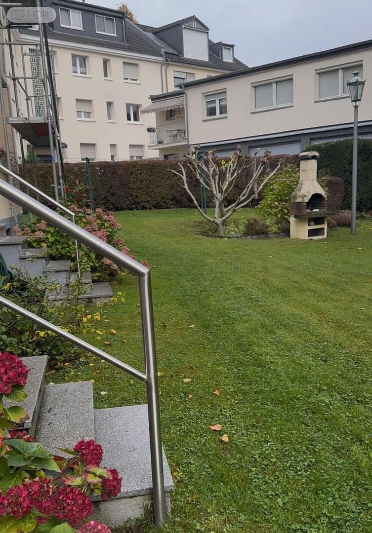 Pronájem bytu 3+1 98 m², Friedrich-Ebert-Ufer 106, Köln-Porz, Severní Porýní-Vestfálsko Pronájem bytu 3+1 98 m², Friedrich-Ebert-Ufer 106, Köln-Porz, Severní Porýní-Vestfálsko