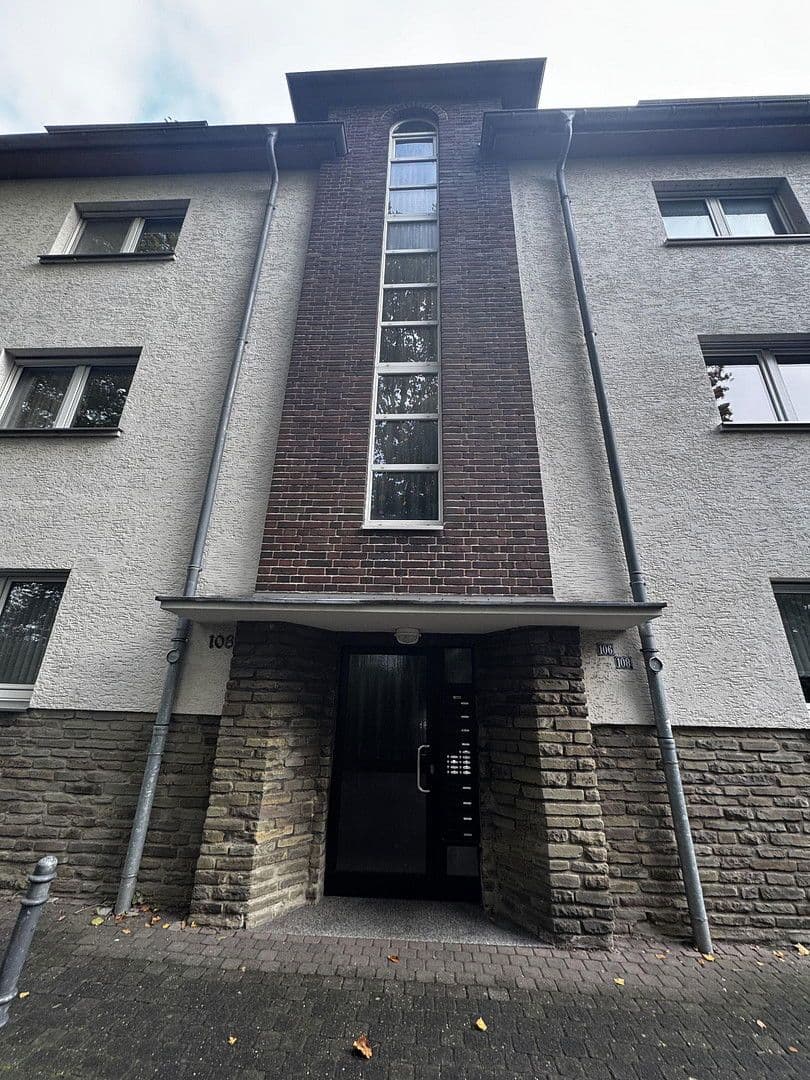 Pronájem bytu 3+1 98 m², Friedrich-Ebert-Ufer 106, Köln-Porz, Severní Porýní-Vestfálsko Pronájem bytu 3+1 98 m², Friedrich-Ebert-Ufer 106, Köln-Porz, Severní Porýní-Vestfálsko