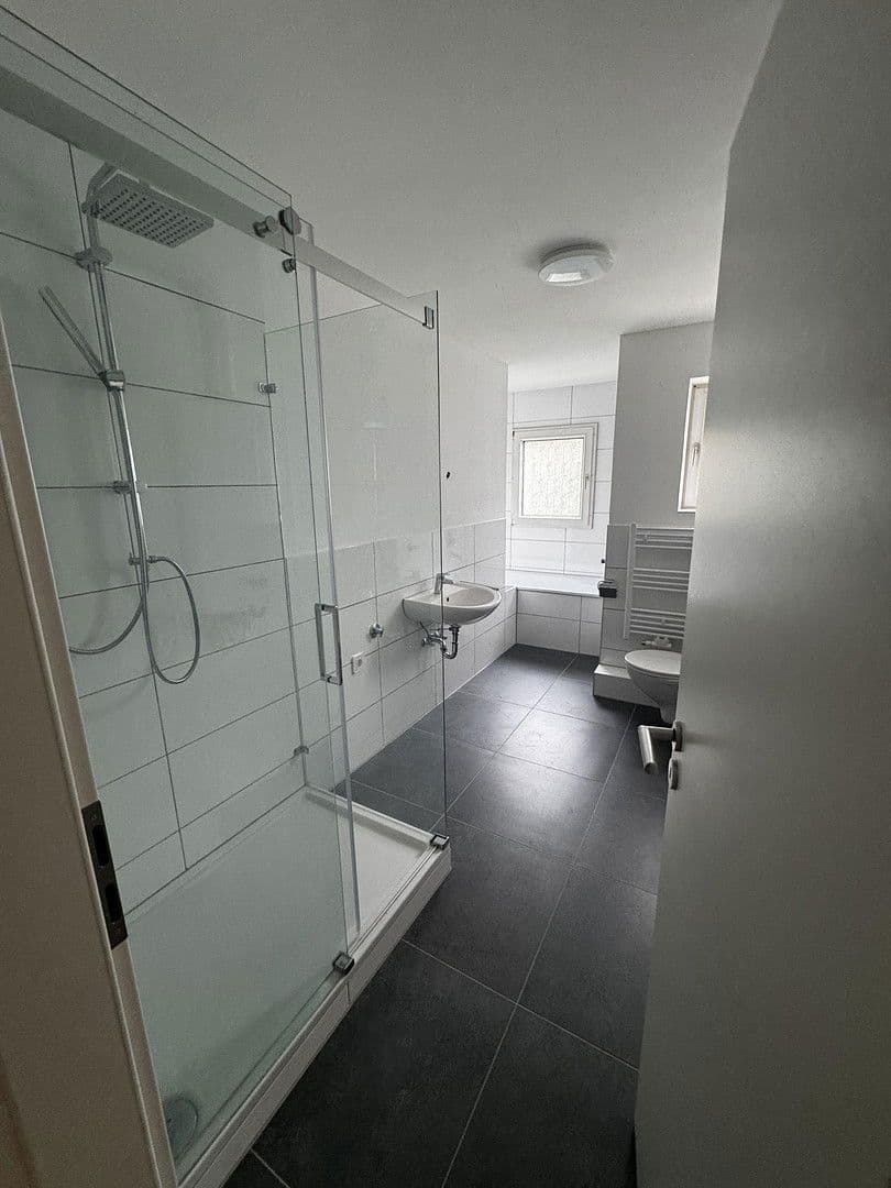 Pronájem bytu 3+1 98 m², Friedrich-Ebert-Ufer 106, Köln-Porz, Severní Porýní-Vestfálsko Pronájem bytu 3+1 98 m², Friedrich-Ebert-Ufer 106, Köln-Porz, Severní Porýní-Vestfálsko