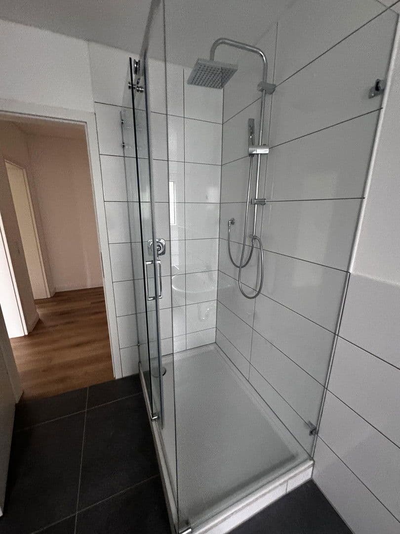 Pronájem bytu 3+1 98 m², Friedrich-Ebert-Ufer 106, Köln-Porz, Severní Porýní-Vestfálsko Pronájem bytu 3+1 98 m², Friedrich-Ebert-Ufer 106, Köln-Porz, Severní Porýní-Vestfálsko