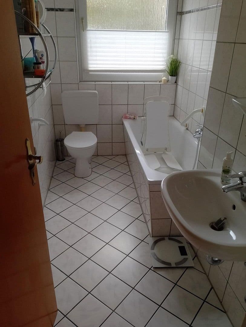 Pronájem bytu 3+1 60 m², Krautstraße 69, Duisburg, Severní Porýní-Vestfálsko Pronájem bytu 3+1 60 m², Krautstraße 69, Duisburg, Severní Porýní-Vestfálsko