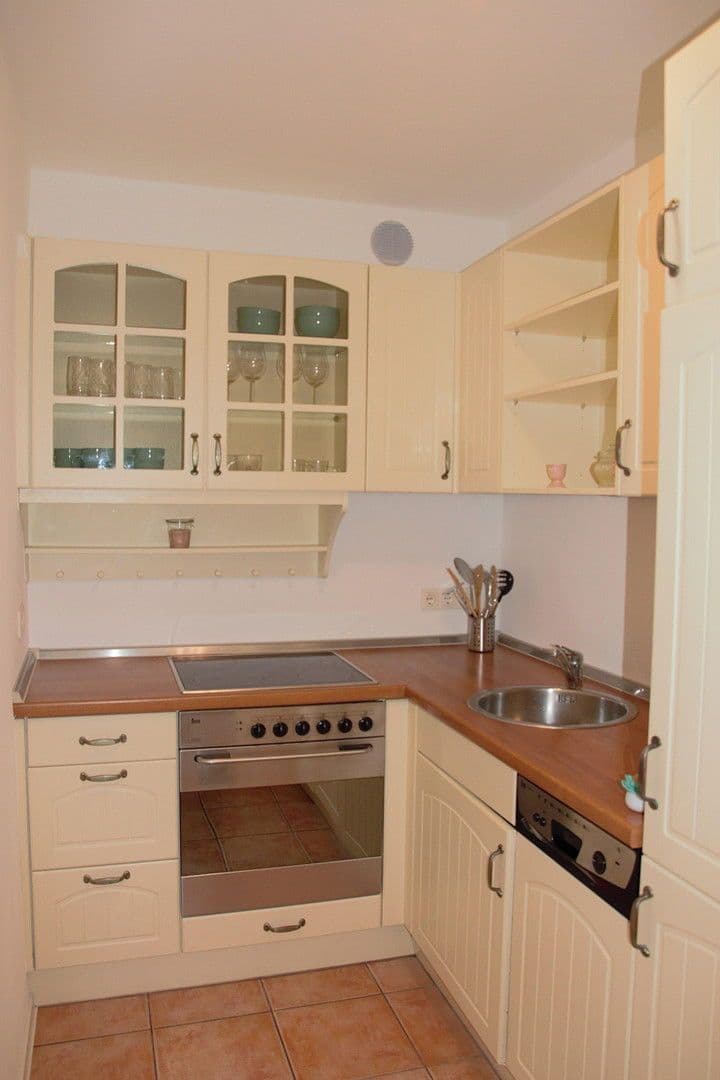 Pronájem bytu 2+1 54 m², Augsburg, Bavorsko Pronájem bytu 2+1 54 m², Augsburg, Bavorsko