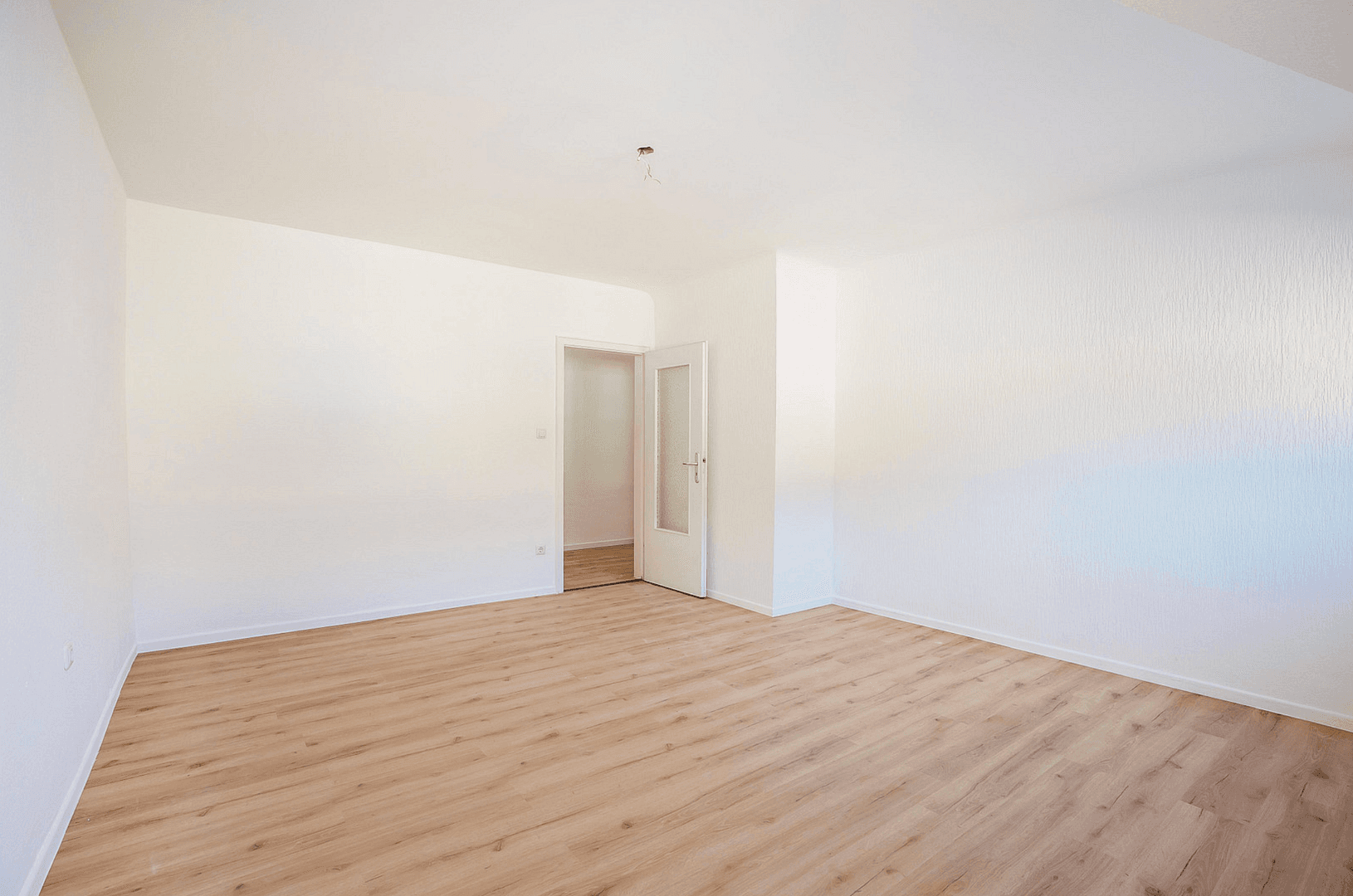 Prodej bytu 1+kk 36 m², Köln, Severní Porýní-Vestfálsko Prodej bytu 1+kk 36 m², Köln, Severní Porýní-Vestfálsko