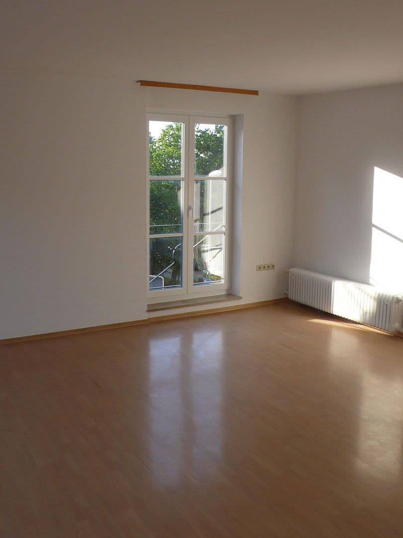 Pronájem bytu 5+1 130 m², Augsburger Str. 2, Günzburg, Bavorsko Pronájem bytu 5+1 130 m², Augsburger Str. 2, Günzburg, Bavorsko
