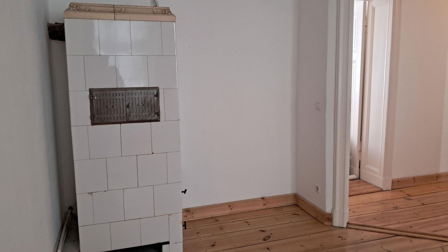 Prodej bytu 2+1 65 m², Berlin, Berlín Prodej bytu 2+1 65 m², Berlin, Berlín