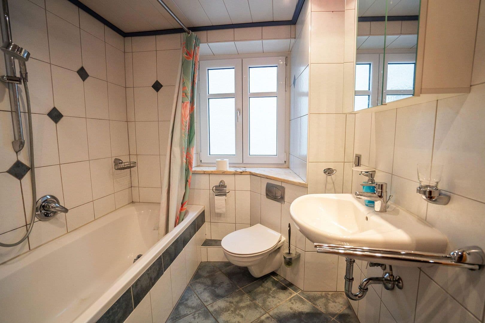 Pronájem domu 64 m², pozemek 33 m², Schulstraße 15, Lauingen (Donau), Bavorsko Pronájem domu 64 m², pozemek 33 m², Schulstraße 15, Lauingen (Donau), Bavorsko