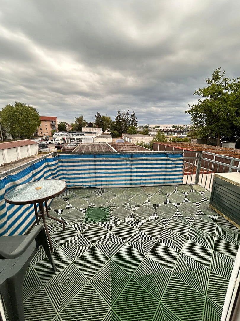 Pronájem bytu 1+1 22 m², Erlangen, Bavorsko Pronájem bytu 1+1 22 m², Erlangen, Bavorsko