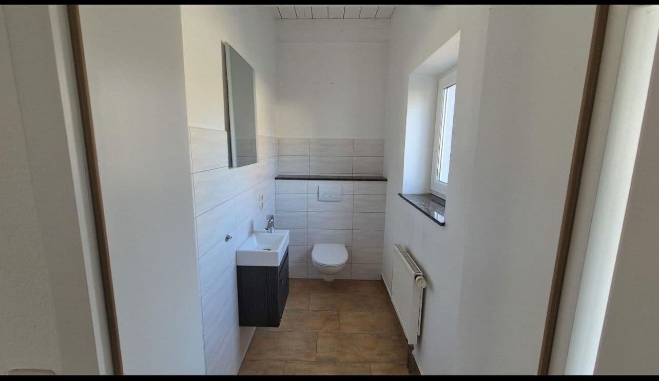 Prodej domu 210 m², pozemek 581 m², Am Dreieck 4, Krauschwitz - Krušwica, Sasko Prodej domu 210 m², pozemek 581 m², Am Dreieck 4, Krauschwitz - Krušwica, Sasko