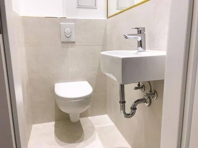 Pronájem bytu 4+1 138 m², Caspar-Theyß-Straße 9, Berlin, Berlín Pronájem bytu 4+1 138 m², Caspar-Theyß-Straße 9, Berlin, Berlín