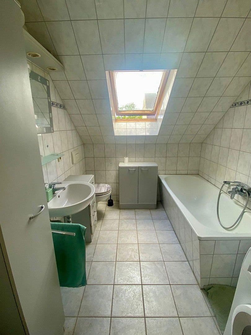 Pronájem bytu 3+1 62 m², Luise-Zietz-Straße 2, Cvikov, Sasko Pronájem bytu 3+1 62 m², Luise-Zietz-Straße 2, Cvikov, Sasko