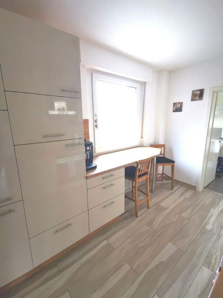 Pronájem bytu 4+1 91 m², Luisantring 45, Maintal, Hessen Pronájem bytu 4+1 91 m², Luisantring 45, Maintal, Hessen