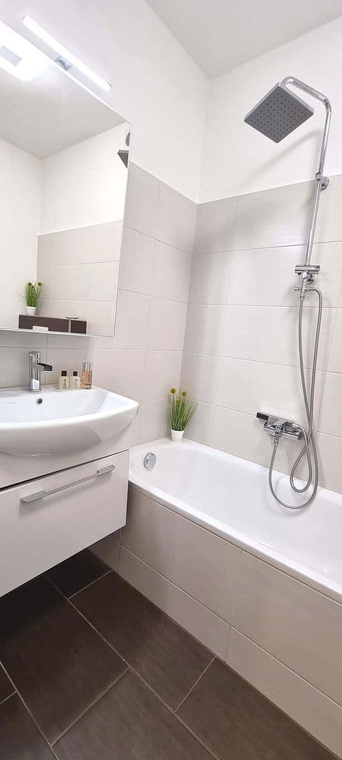 Pronájem bytu 1+kk 42 m², Hinterbrühl, Dolní Rakousko Pronájem bytu 1+kk 42 m², Hinterbrühl, Dolní Rakousko