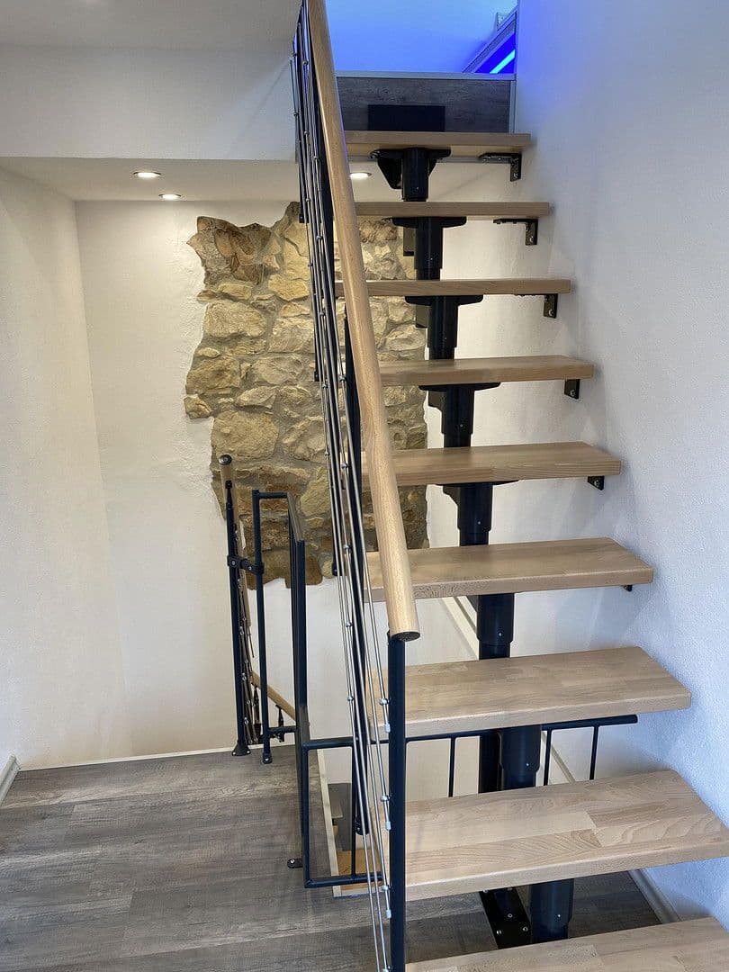 Prodej domu 89 m², pozemek 66 m², An der Stadtmauer 15, Gundelfingen an der Donau, Bavorsko Prodej domu 89 m², pozemek 66 m², An der Stadtmauer 15, Gundelfingen an der Donau, Bavorsko