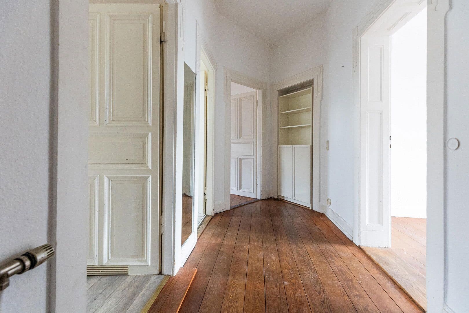 Pronájem bytu 3+1 88 m², Kleiststr. 21, Wiesbaden, Hessen Pronájem bytu 3+1 88 m², Kleiststr. 21, Wiesbaden, Hessen