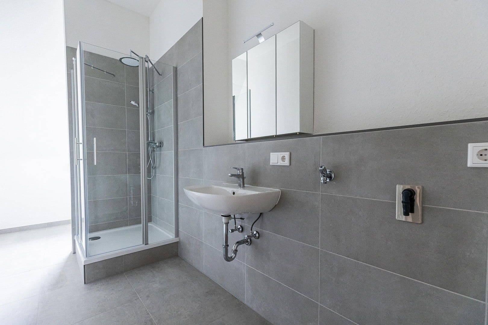 Pronájem bytu 3+kk 110 m², Kleiststr. 21, Wiesbaden, Hessen Pronájem bytu 3+kk 110 m², Kleiststr. 21, Wiesbaden, Hessen