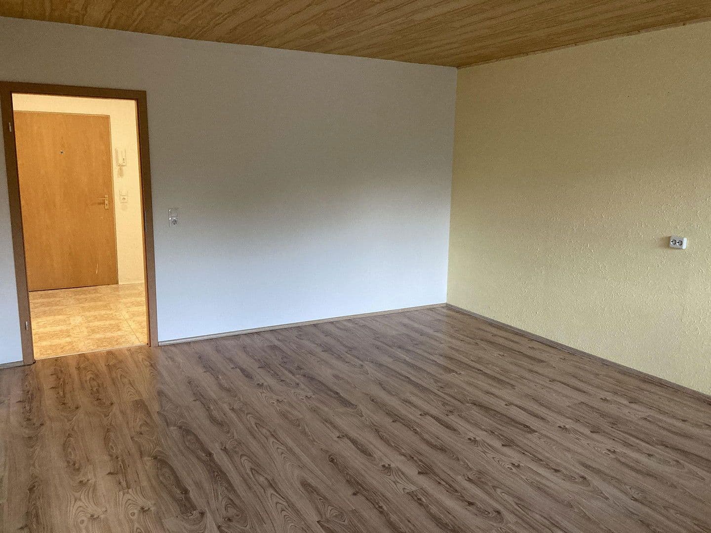 Pronájem bytu 3+kk 113 m², Staufeneckstraße 50, Eislingen/Fils, Bádensko-Württembersko Pronájem bytu 3+kk 113 m², Staufeneckstraße 50, Eislingen/Fils, Bádensko-Württembersko