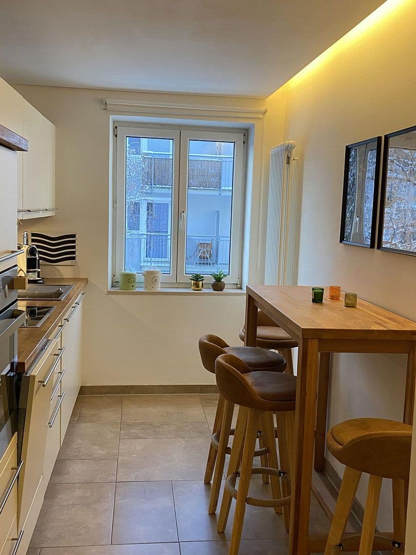 Prodej bytu 2+1 65 m², Heideckstraße 16, München, Bavorsko Prodej bytu 2+1 65 m², Heideckstraße 16, München, Bavorsko