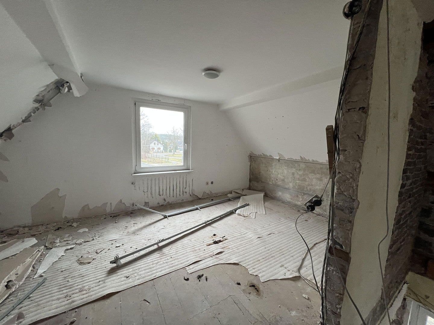 Prodej domu 160 m², pozemek 3.750 m², Storkower Allee 2, Heidesee, Braniborsko Prodej domu 160 m², pozemek 3.750 m², Storkower Allee 2, Heidesee, Braniborsko