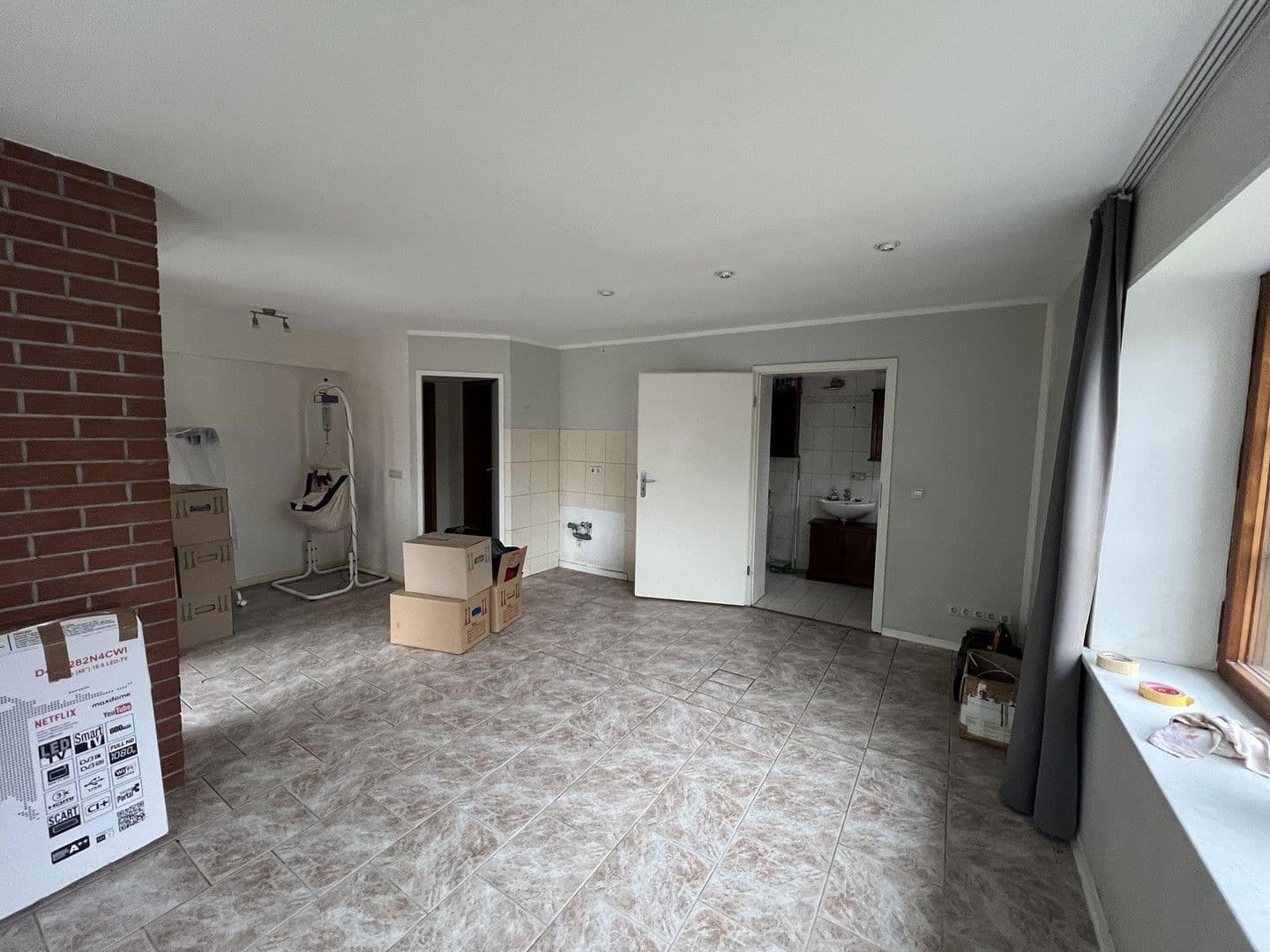Prodej domu 160 m², pozemek 3.750 m², Storkower Allee 2, Heidesee, Braniborsko Prodej domu 160 m², pozemek 3.750 m², Storkower Allee 2, Heidesee, Braniborsko