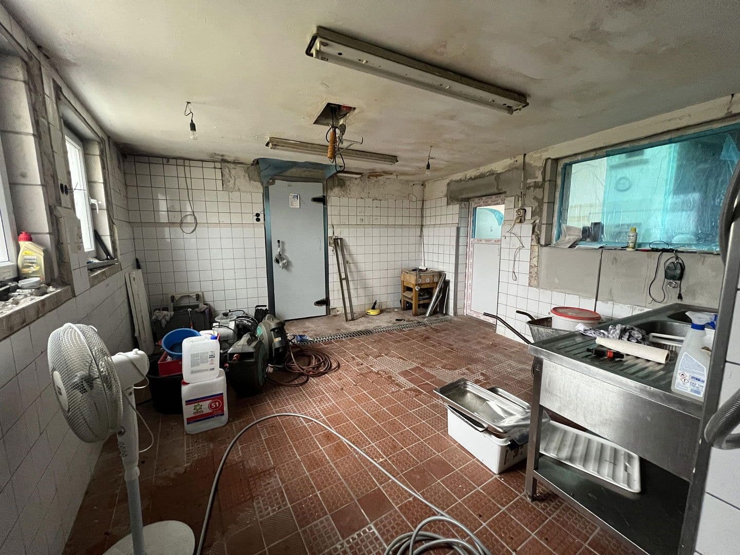 Prodej domu 160 m², pozemek 3.750 m², Storkower Allee 2, Heidesee, Braniborsko Prodej domu 160 m², pozemek 3.750 m², Storkower Allee 2, Heidesee, Braniborsko