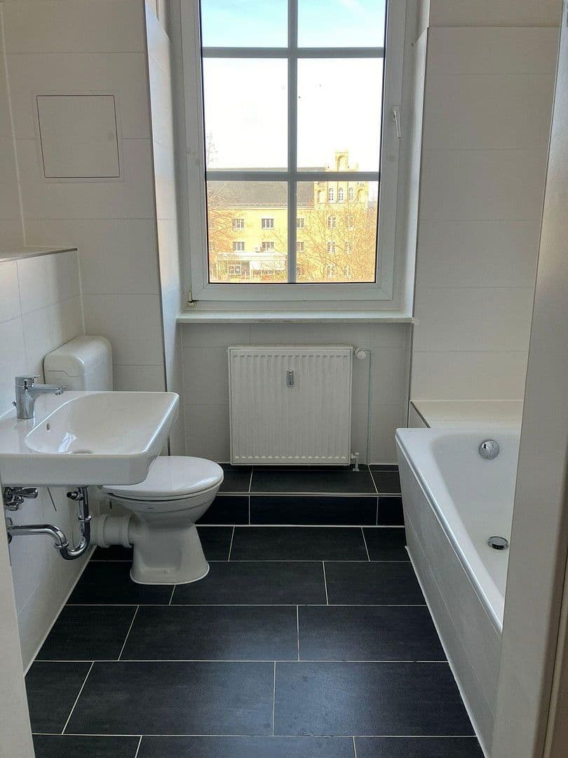 Pronájem bytu 2+1 82 m², Franz-Ludwig-Rasch-Straße 12, Naumburg (Saale), Sasko-Anhaltsko Pronájem bytu 2+1 82 m², Franz-Ludwig-Rasch-Straße 12, Naumburg (Saale), Sasko-Anhaltsko