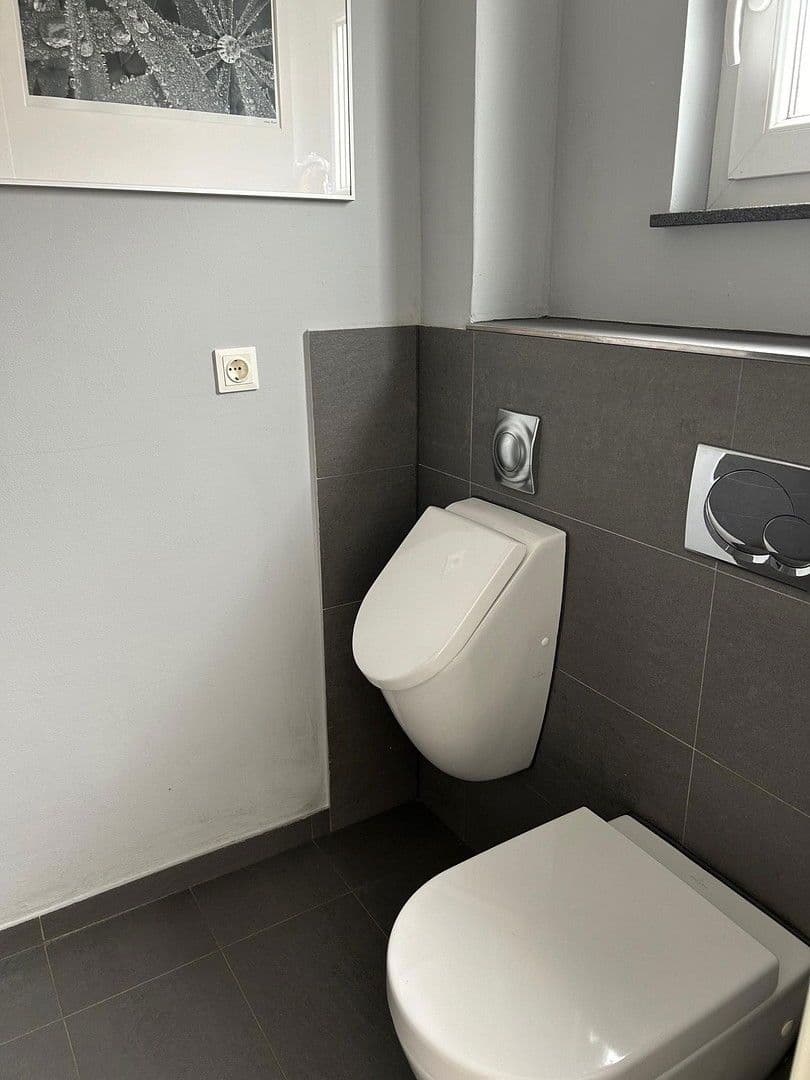 Prodej domu 185 m², pozemek 380 m², An der Anhaide 8, Wörth am Rhein, Porýní-Falc Prodej domu 185 m², pozemek 380 m², An der Anhaide 8, Wörth am Rhein, Porýní-Falc