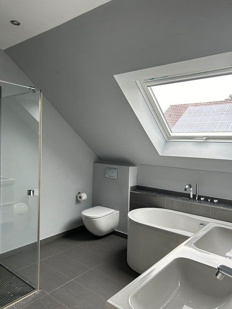 Prodej domu 185 m², pozemek 380 m², An der Anhaide 8, Wörth am Rhein, Porýní-Falc Prodej domu 185 m², pozemek 380 m², An der Anhaide 8, Wörth am Rhein, Porýní-Falc
