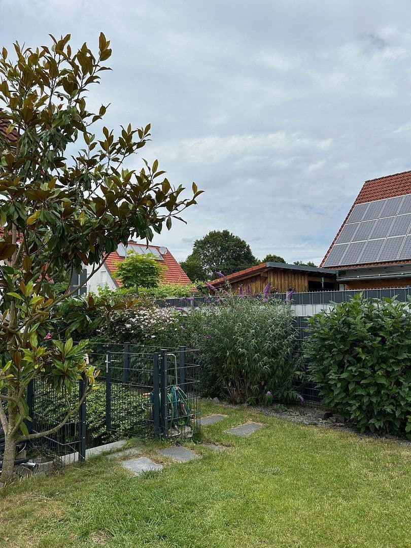 Prodej domu 185 m², pozemek 380 m², An der Anhaide 8, Wörth am Rhein, Porýní-Falc Prodej domu 185 m², pozemek 380 m², An der Anhaide 8, Wörth am Rhein, Porýní-Falc