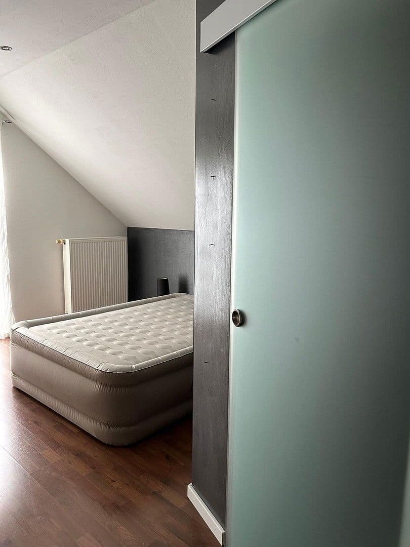 Prodej domu 185 m², pozemek 380 m², An der Anhaide 8, Wörth am Rhein, Porýní-Falc Prodej domu 185 m², pozemek 380 m², An der Anhaide 8, Wörth am Rhein, Porýní-Falc