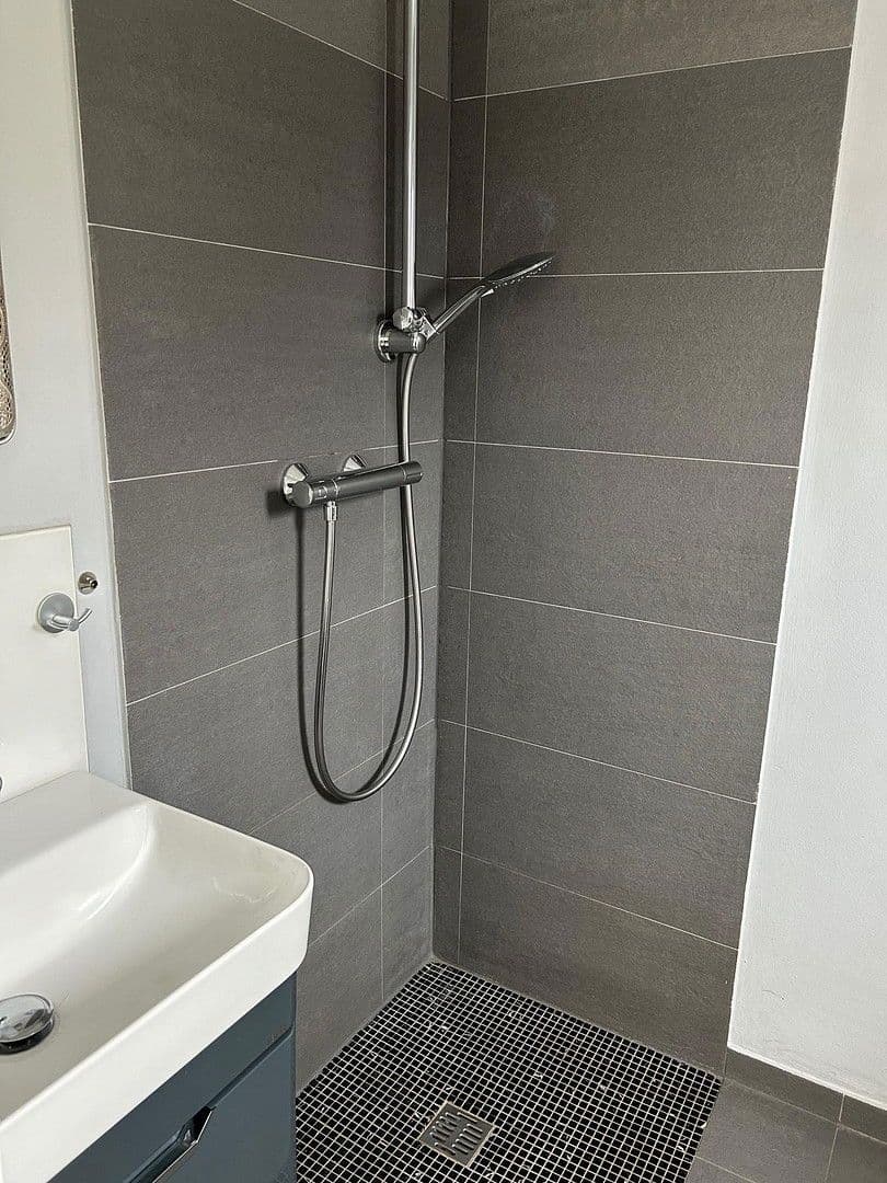 Prodej domu 185 m², pozemek 380 m², An der Anhaide 8, Wörth am Rhein, Porýní-Falc Prodej domu 185 m², pozemek 380 m², An der Anhaide 8, Wörth am Rhein, Porýní-Falc