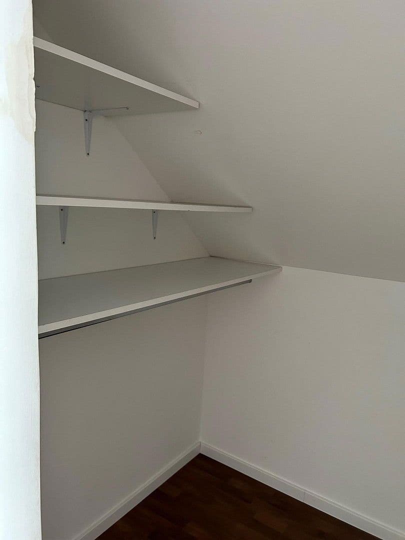 Prodej domu 185 m², pozemek 380 m², An der Anhaide 8, Wörth am Rhein, Porýní-Falc Prodej domu 185 m², pozemek 380 m², An der Anhaide 8, Wörth am Rhein, Porýní-Falc