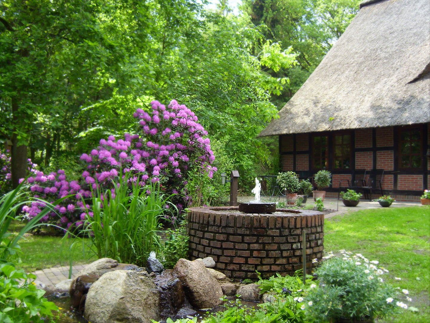 Prodej domu 262 m², pozemek 21.000 m², Klenkendorf 26, Gnarrenburg, Dolní Sasko Prodej domu 262 m², pozemek 21.000 m², Klenkendorf 26, Gnarrenburg, Dolní Sasko