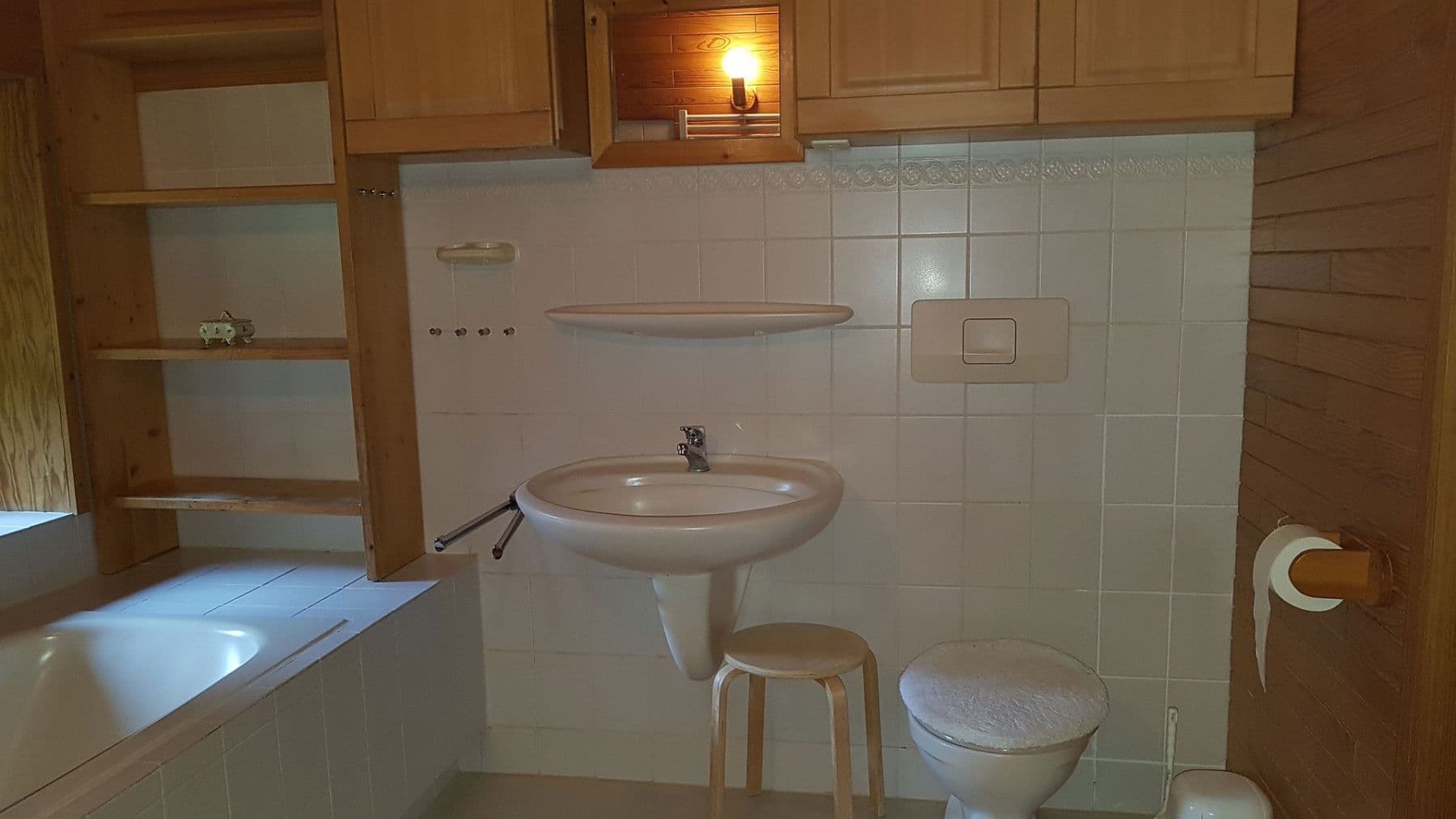 Prodej domu 262 m², pozemek 21.000 m², Klenkendorf 26, Gnarrenburg, Dolní Sasko Prodej domu 262 m², pozemek 21.000 m², Klenkendorf 26, Gnarrenburg, Dolní Sasko